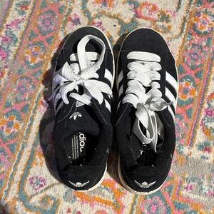 adidas Black and White Suede Low-Top campas’s